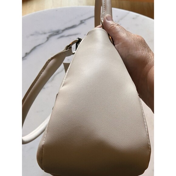 NWT Steve Madden Blisa Moto Shoulder Bag Cream Bone Logo MSRP $88 Small Flaw - Picture 11 of 16